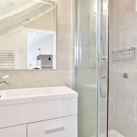Stunning Duplex Near Place De La Nation Paris