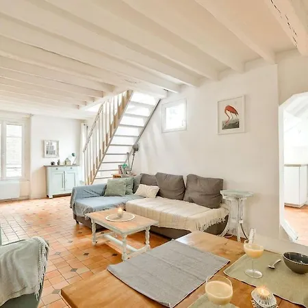 Stunning Duplex Near Place De La Nation Apartment