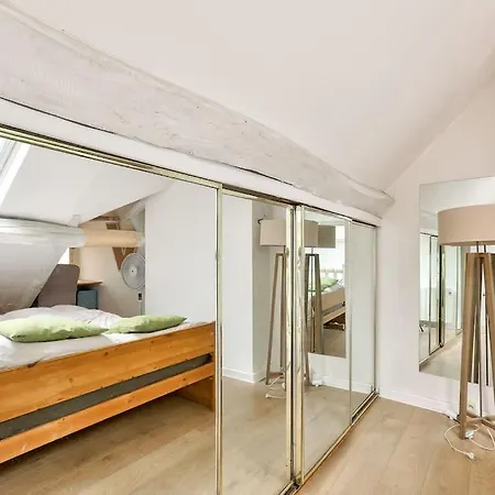 Stunning Duplex Near Place De La Nation *